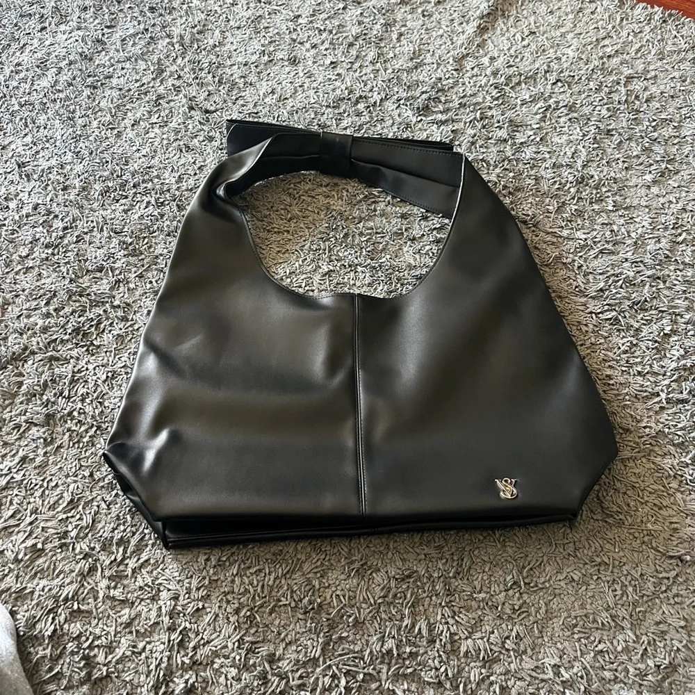 ❤️😍New Victoria’s Secret Bow Tote 23.25